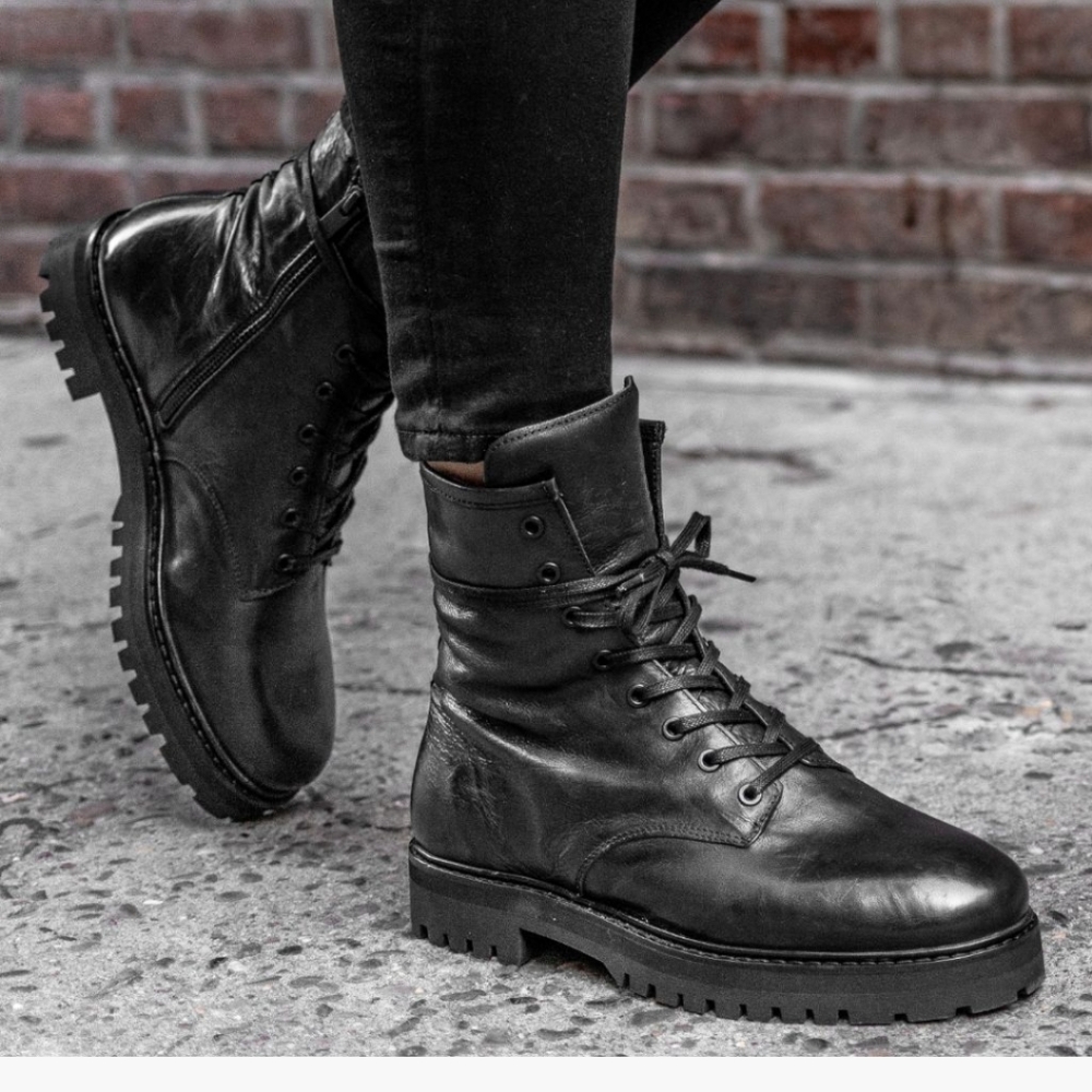 LEATHER combats boots